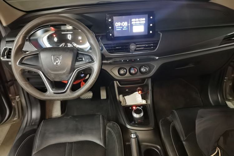Used Baojun 360 2018 1.5L Automatic Elite Version National V Center Console