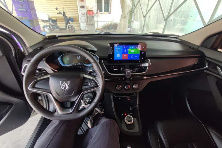 Used Baojun 360 2018 1.5L Automatic Elite Version National V Center Console