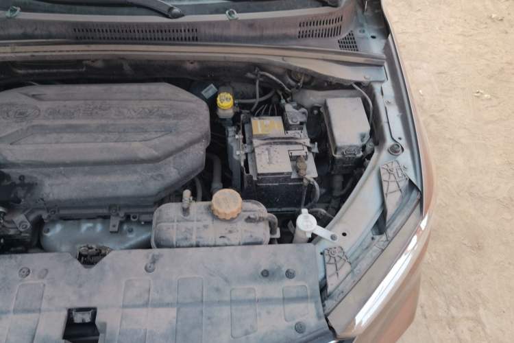 Used Baojun 360 2018 1.5L Manual Elite Version National V Engine Bay Left