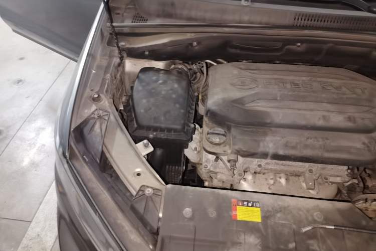 Used Baojun 360 2018 1.5L Automatic Elite Version National V Engine Bay Right