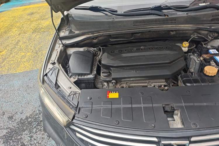Used Baojun 360 2018 1.5L Manual Elite Version National V Engine Bay Right