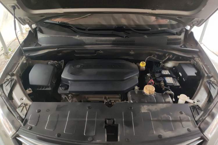 Used Baojun 360 2018 1.5L Automatic Elite Version National V Engine Bay