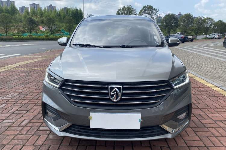 Used Baojun 360 2018 1.5L Manual Luxury Edition China V Exterior 1
