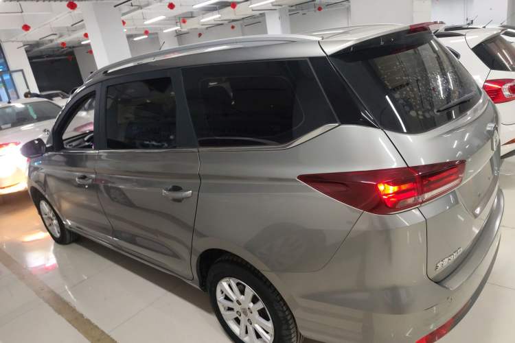 Used Baojun 360 2018 1.5L Manual Elite Version National V Exterior 3