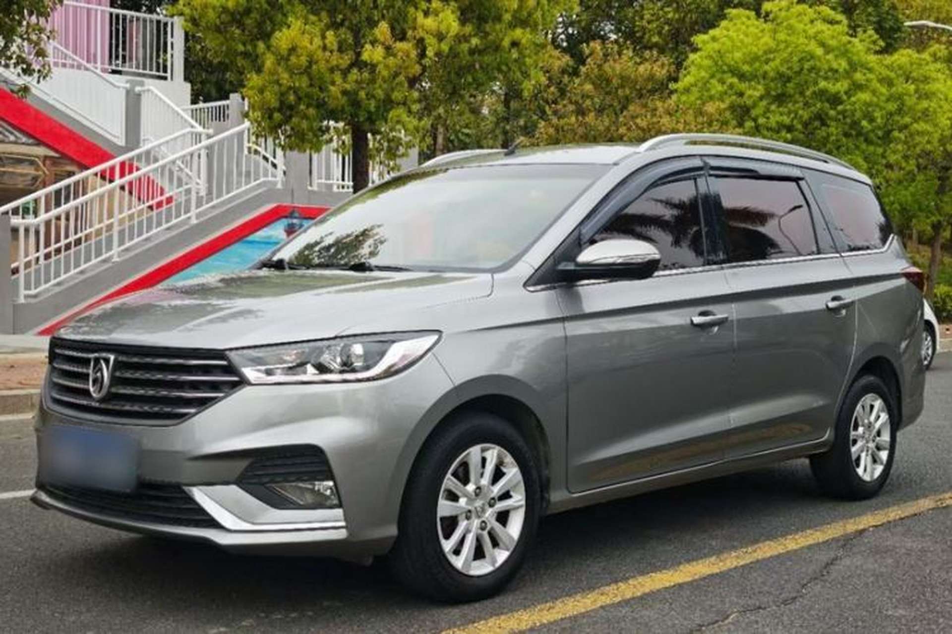 Used Baojun 360 2018 1.5L Automatic Elite Version National V Front Left 45 Deg
