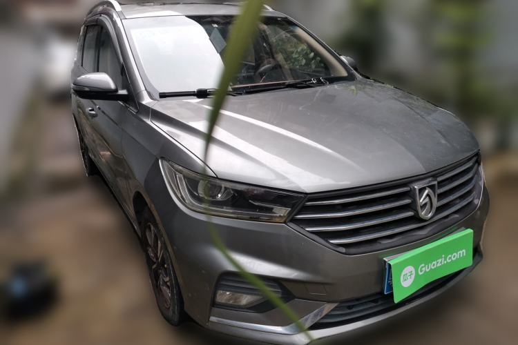 Used Baojun 360 2018 1.5L Automatic Luxury Version China V Front Right 45 Deg