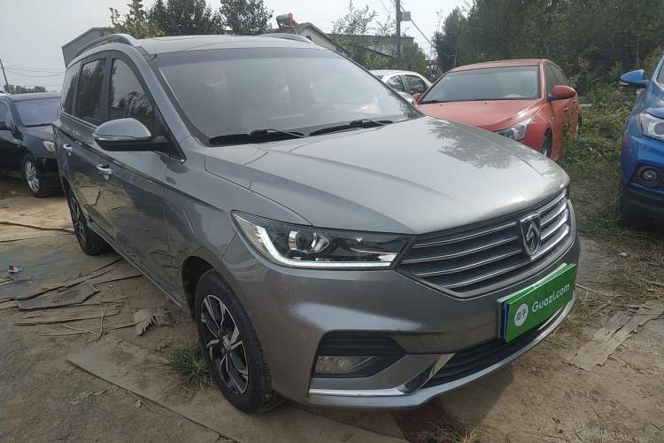 Used Baojun 360 2018 1.5L Manual Luxury Edition China V Front Right 45 Deg