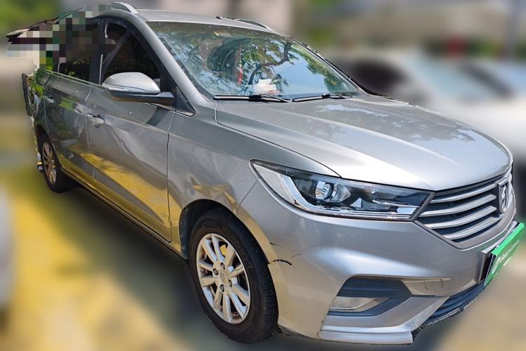 Used Baojun 360 2018 1.5L Manual Elite Version National V Front Right 45 Deg