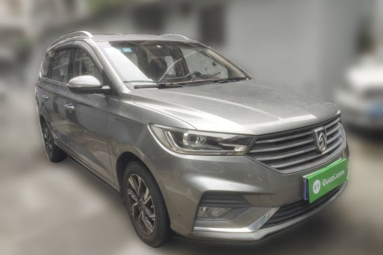 Used Baojun 360 2018 1.5L Automatic Luxury Version China V Front Right 45 Deg