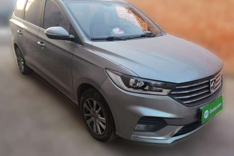 Used Baojun 360 2018 1.5L Manual Elite Version National V Front Right 45 Deg