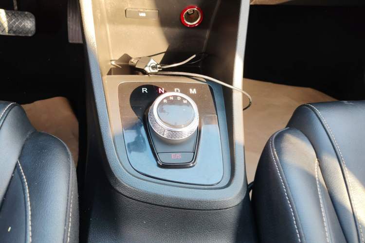 Used Baojun 360 2018 1.5L Automatic Elite Version National V Gear Lever