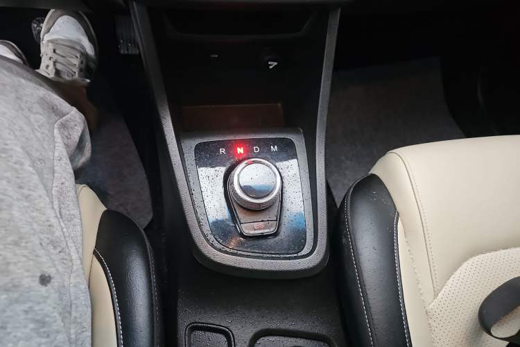 Used Baojun 360 2018 1.5L Automatic Luxury Version China V Gear Lever