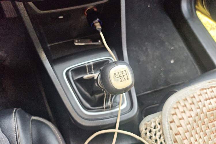Used Baojun 360 2018 1.5L Manual Elite Version National V Gear Lever