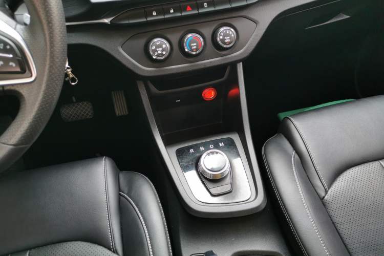 Used Baojun 360 2018 1.5L Automatic Elite Version National V Gear Lever