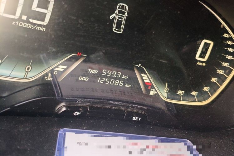Used Baojun 360 2018 1.5L Manual Elite Version National V Odometer Close Up