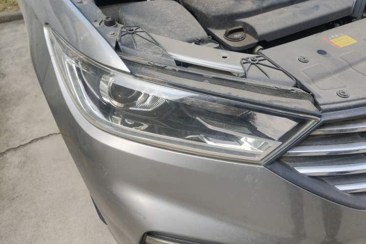 Used Baojun 360 2018 1.5L Manual Luxury Edition China V Right Front Headlight
