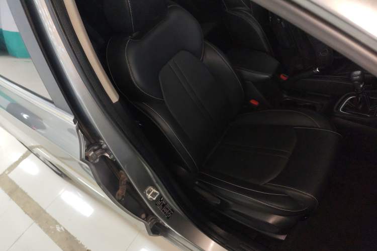Used Baojun 360 2018 1.5L Manual Elite Version National V Right Front Seat