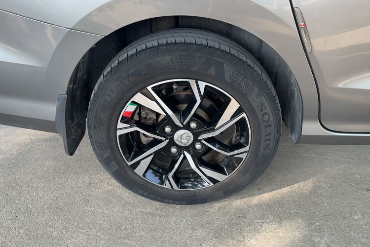 Used Baojun 360 2018 1.5L Manual Luxury Edition China V Right Rear Wheel Hub