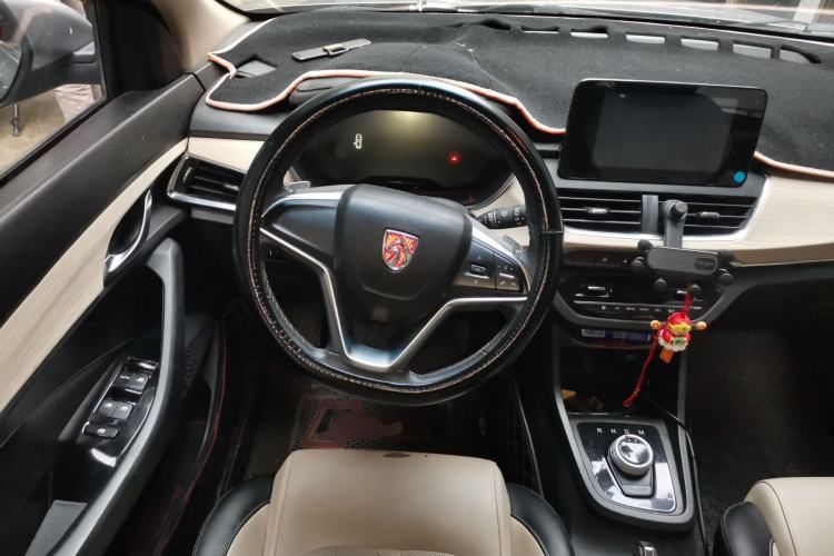 Used Baojun 360 2018 1.5L Automatic Luxury Version China V Steering Wheel