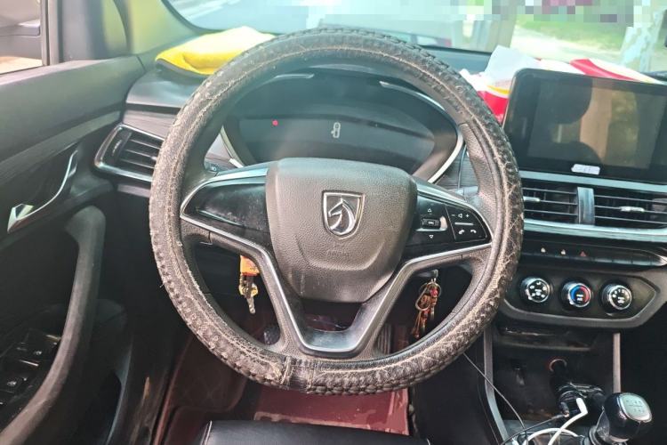 Used Baojun 360 2018 1.5L Manual Elite Version National V Steering Wheel