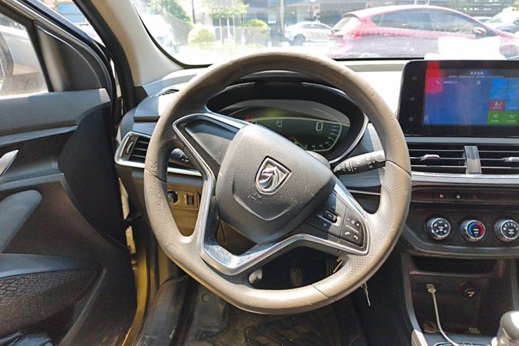 Used Baojun 360 2018 1.5L Manual Elite Version National V Steering Wheel