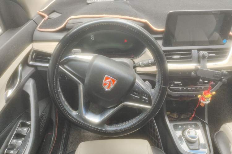Used Baojun 360 2018 1.5L Automatic Luxury Version China V Steering Wheel