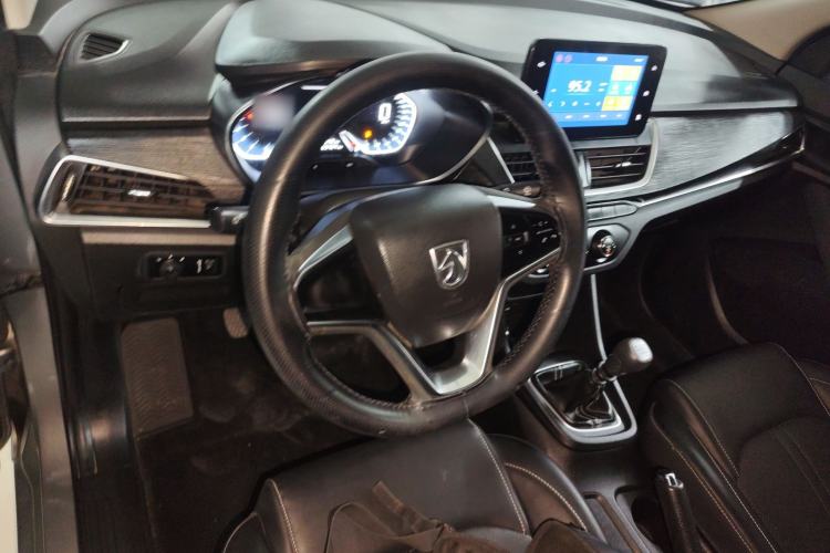 Used Baojun 360 2018 1.5L Manual Elite Version National V Steering Wheel