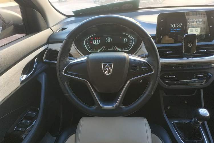 Used Baojun 360 2018 1.5L Manual Luxury Edition China V Steering Wheel