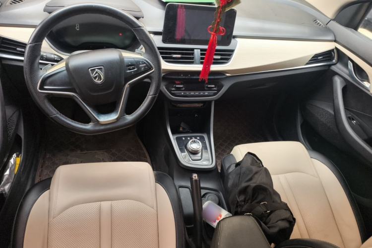 Used Baojun 360 2018 1.5L Automatic Luxury Version China V Center Console