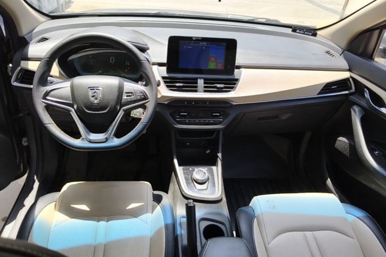 Used Baojun 360 2018 1.5L Automatic Luxury Version China V Center Console