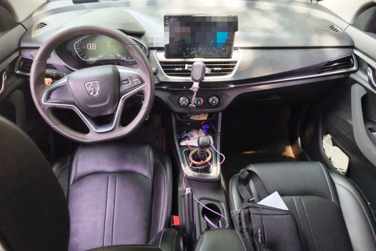 Used Baojun 360 2018 1.5L Manual Elite Version National V Center Console