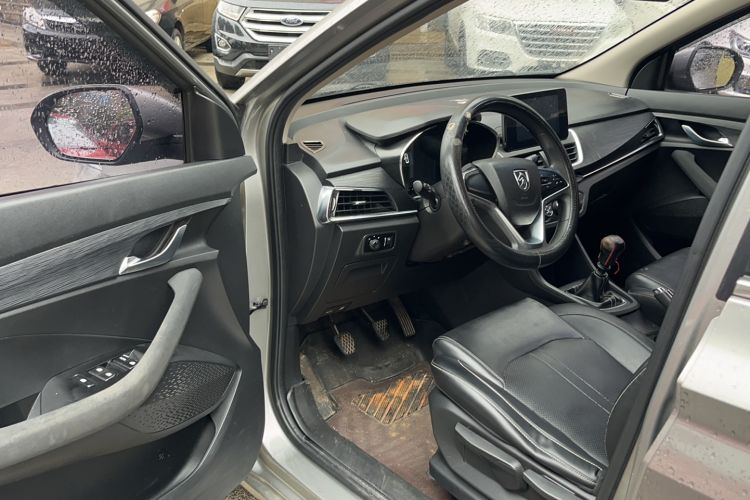 Used Baojun 360 2018 1.5L Manual Elite Version National V Driver Seat
