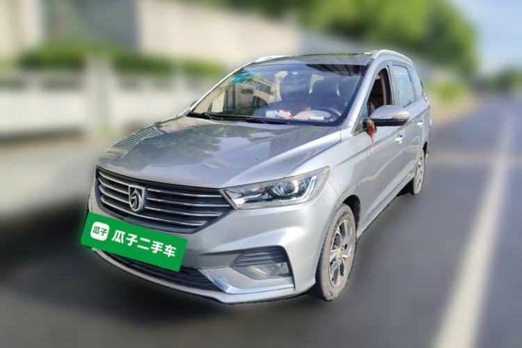 Used Baojun 360 2018 1.5L Manual Luxury Edition China V Guazi used car, China used car export, Used car for sale, Used cars, Cheapest cars for sale