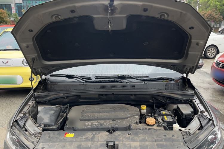 Used Baojun 360 2018 1.5L Manual Elite Version National V Engine Bay