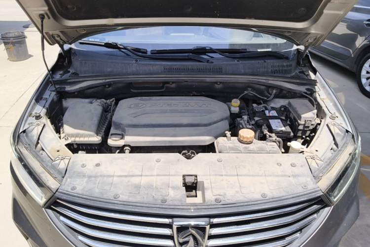 Used Baojun 360 2018 1.5L Automatic Luxury Version China V Engine Bay