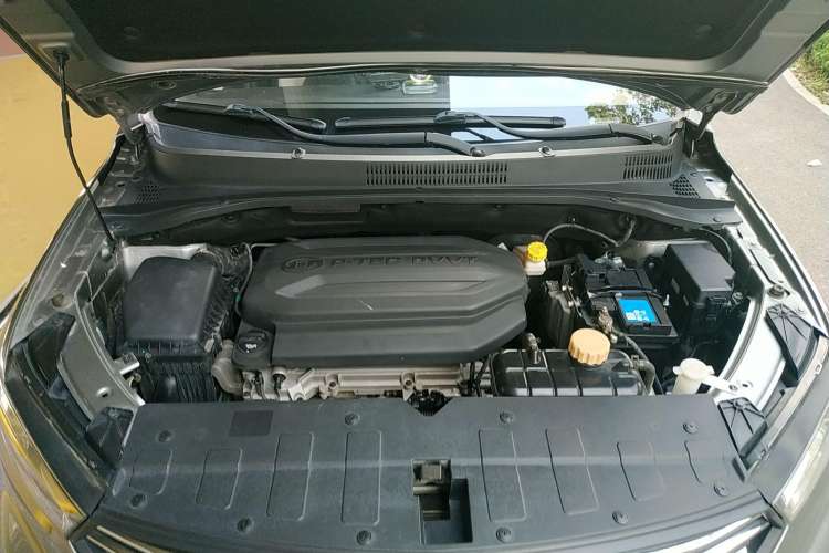 Used Baojun 360 2018 1.5L Manual Luxury Edition China V Engine Bay