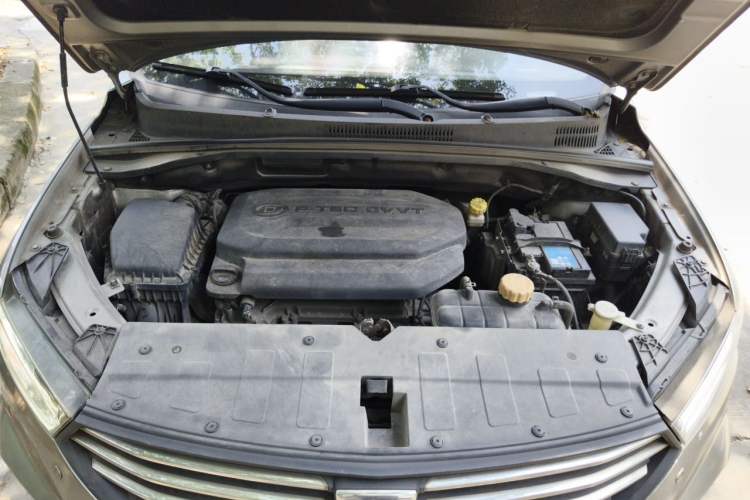 Used Baojun 360 2018 1.5L Manual Elite Version National V Engine Bay