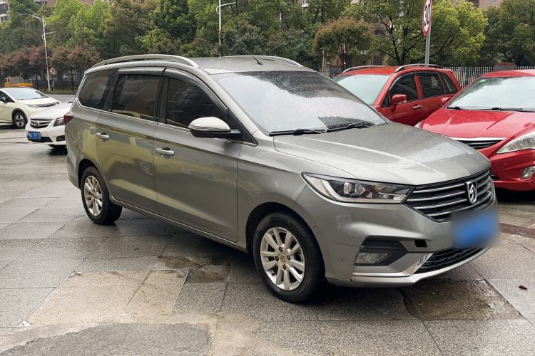 Used Baojun 360 2018 1.5L Manual Elite Version National V Front Right 45 Deg