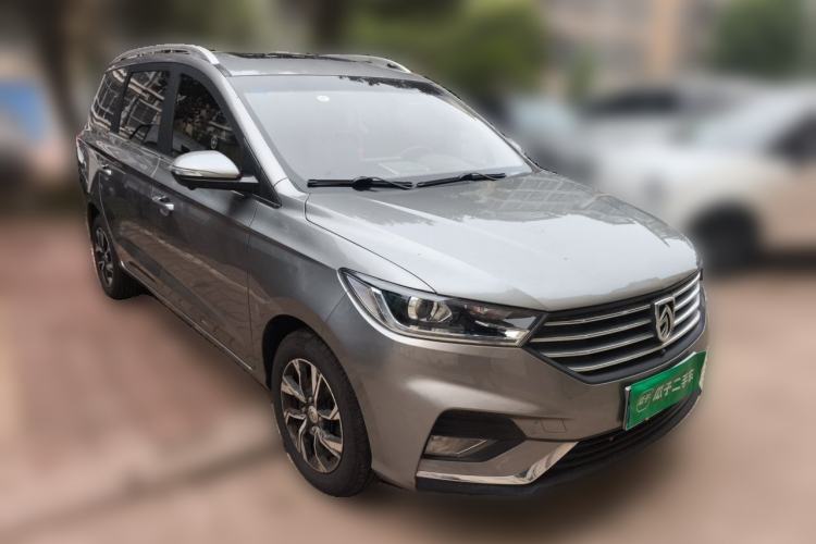 Used Baojun 360 2018 1.5L Automatic Luxury Version China V Front Right 45 Deg
