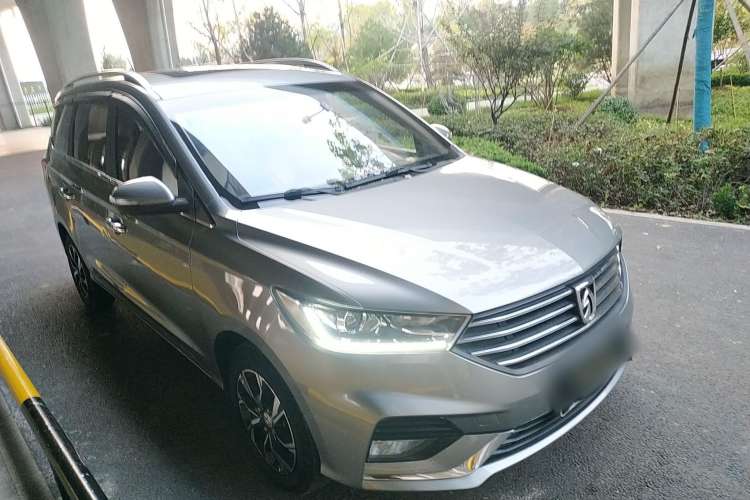 Used Baojun 360 2018 1.5L Manual Luxury Edition China V Front Right 45 Deg