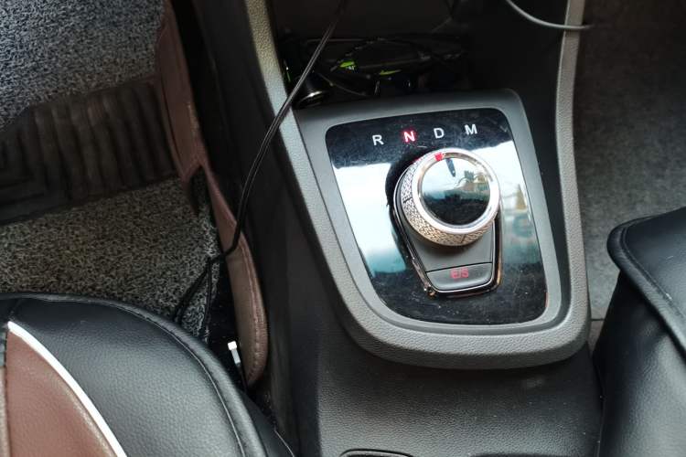Used Baojun 360 2018 1.5L Automatic Elite Version National V Gear Lever