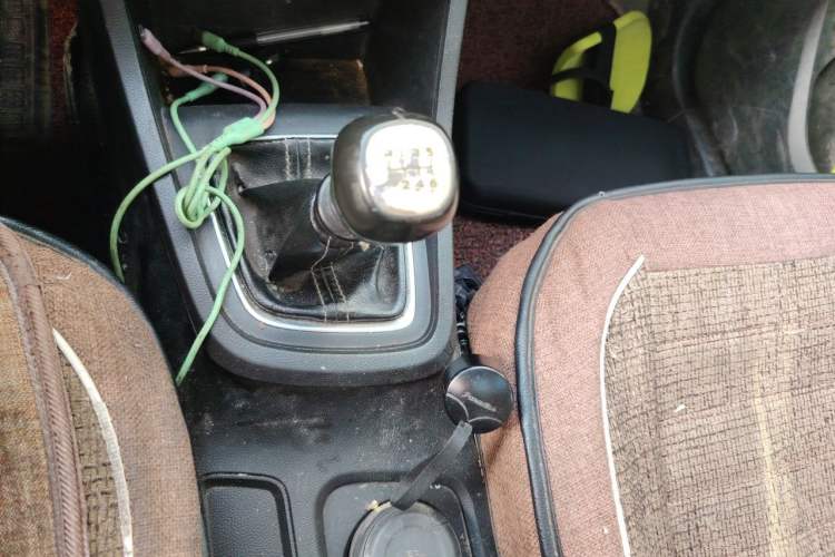 Used Baojun 360 2018 1.5L Manual Luxury Edition China V Gear Lever