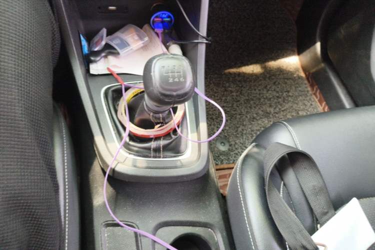 Used Baojun 360 2018 1.5L Manual Elite Version National V Gear Lever