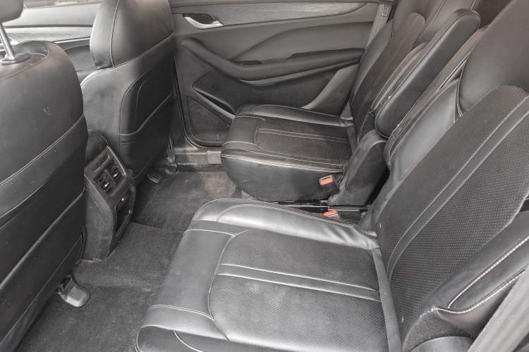 Used Baojun 360 2018 1.5L Manual Elite Version National V Interior 2