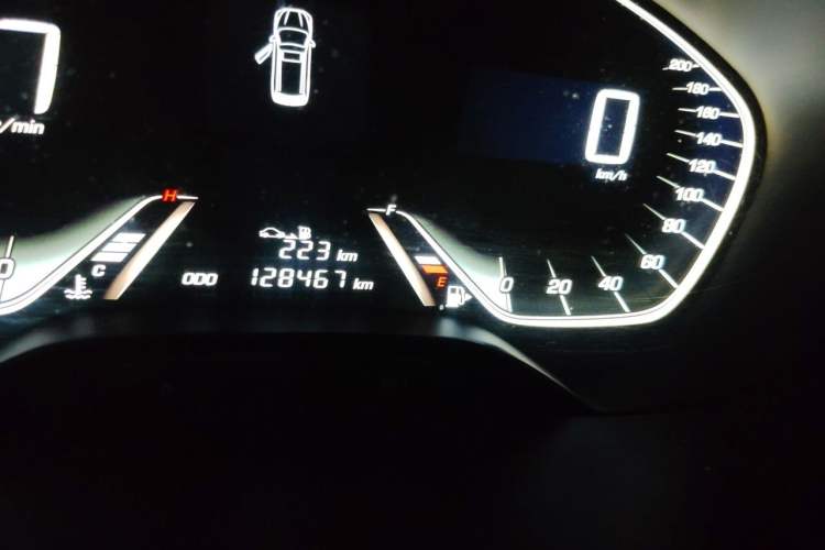 Used Baojun 360 2018 1.5L Manual Elite Version National V Odometer Close Up