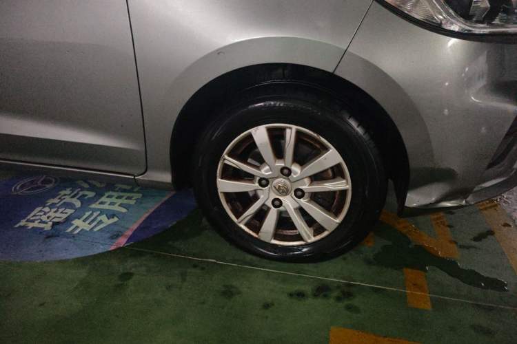 Used Baojun 360 2018 1.5L Automatic Elite Version National V Right Front Wheel Hub