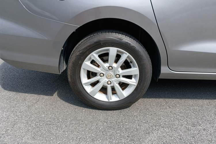 Used Baojun 360 2018 1.5L Manual Elite Version National V Right Rear Wheel Hub