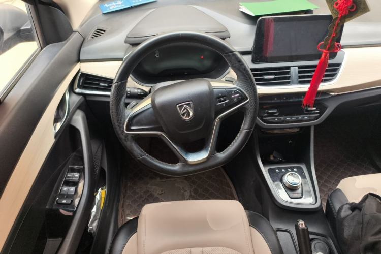 Used Baojun 360 2018 1.5L Automatic Luxury Version China V Steering Wheel