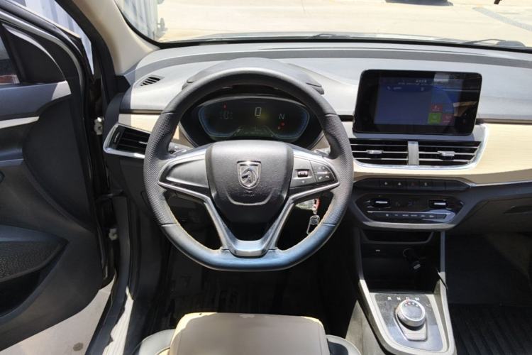 Used Baojun 360 2018 1.5L Automatic Luxury Version China V Steering Wheel