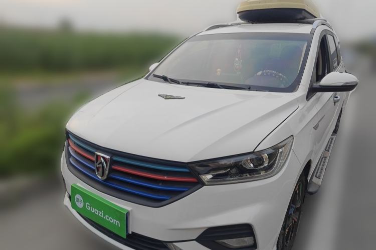 Used Baojun 360 2018 1.5L Automatic Luxury Version China V Guazi used car, China used car export, Used car for sale, Used cars, Cheapest cars for sale